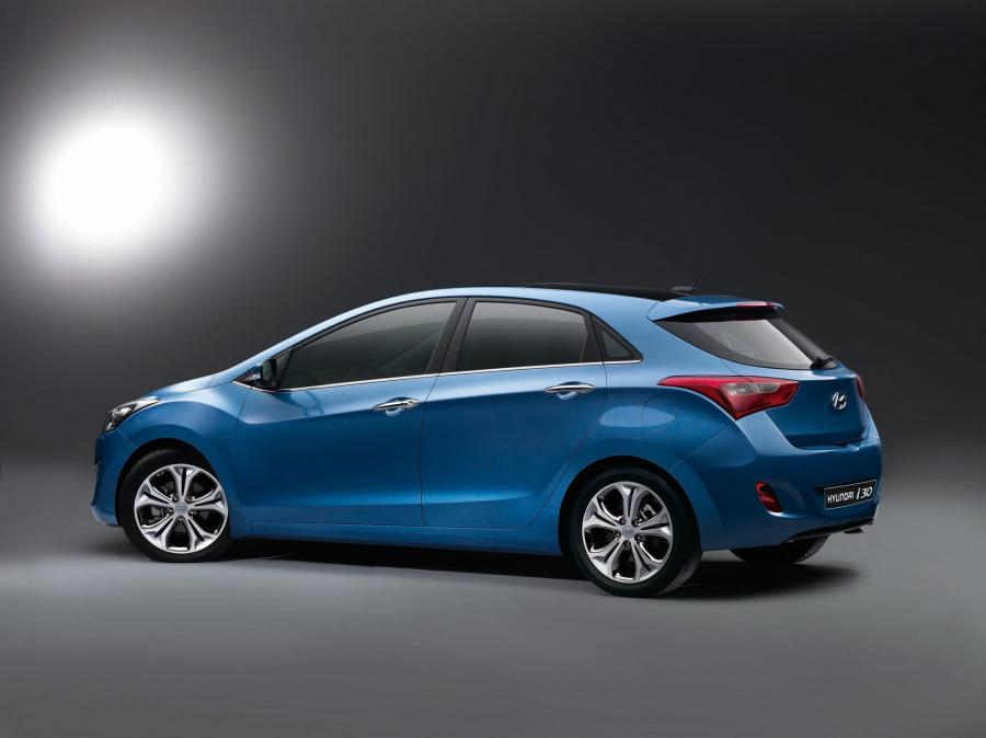  Hyundai i30 5-Door 2012 года  (фото 3 из 76)